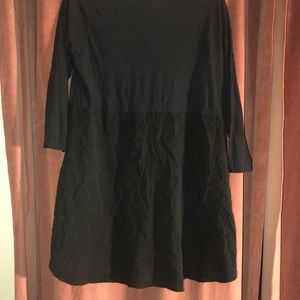 A long casual flared top for leggings